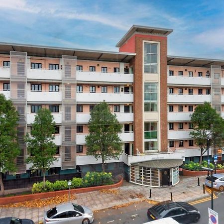 לונדון Bright, Nice Interior, Close To The City, 2 Bedroom Apartment מראה חיצוני תמונה