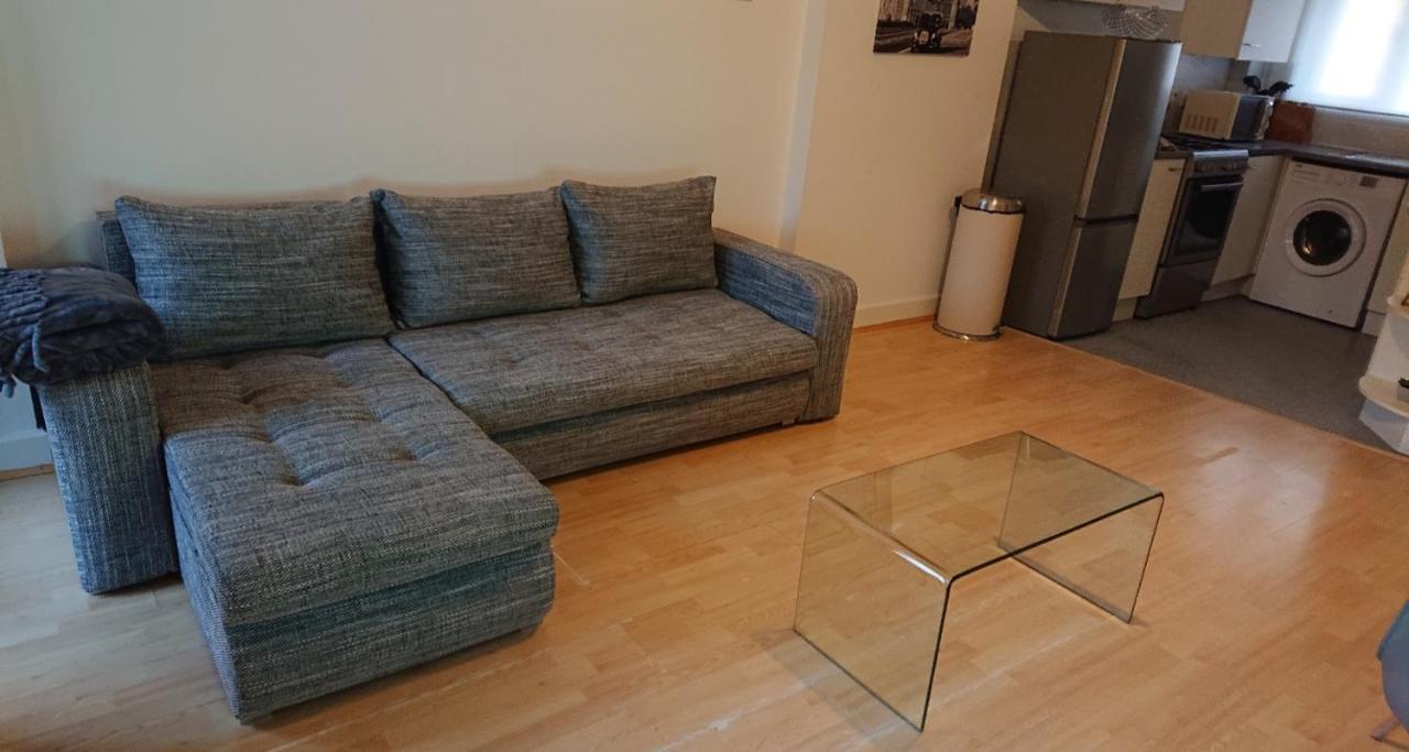 לונדון Bright, Nice Interior, Close To The City, 2 Bedroom Apartment מראה חיצוני תמונה
